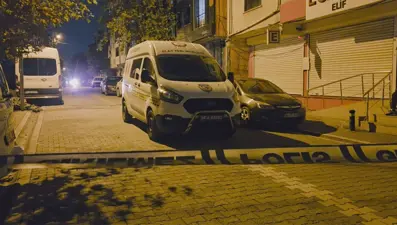 Sokakta yürüyen gençlere pusu: 1 ölü, 3 yaralı