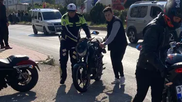 Mersin'de trafik kazası: 2 kişi yaralandı
