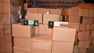 İzmir'de 4 milyon lira değerinde 10 ton kaçak tütün ele geçirildi