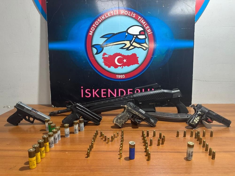Hatay'da ruhsatsız silah operasyonu