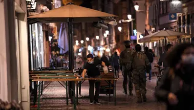 Fransa Bilim Kurulu Başkanı: Günlük 100 bin vakanın eşiğindeyiz