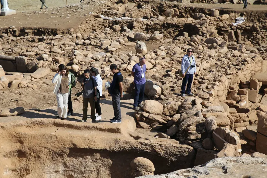 Bin akademisyen Karahantepe’nin gizeminde! Profesörler gözlerine inanamadı, Neolitik Çağ kalıntıları hayranlık uyandırıyor 3