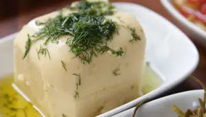 Pratik ve lezzetli meze: Zeytinyağlı fava tarifi (Fava nedir ve nasıl yapılır?)