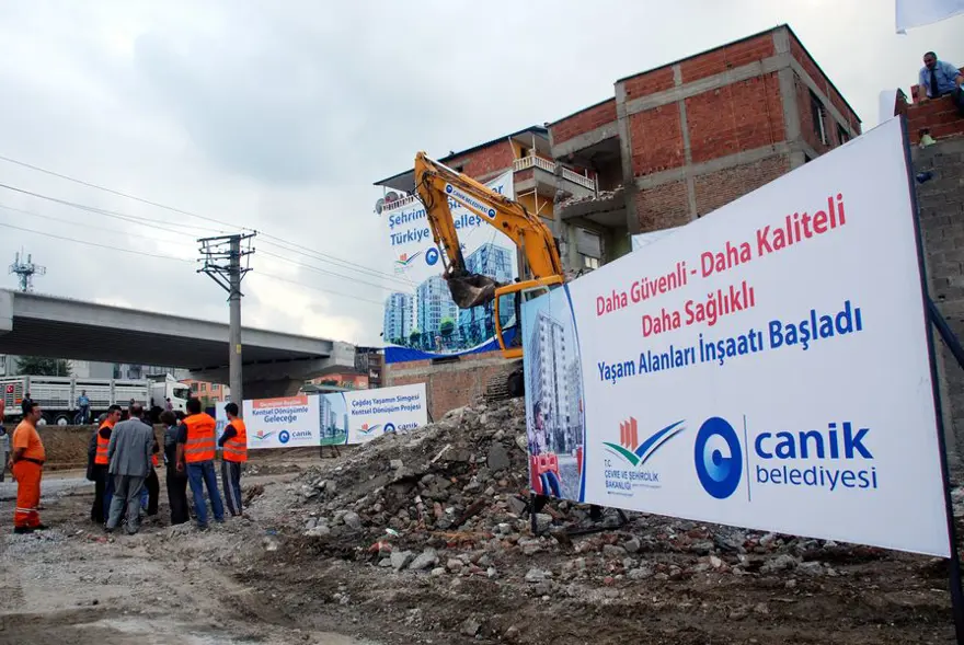 Kentsel dönüşüm başladı 37