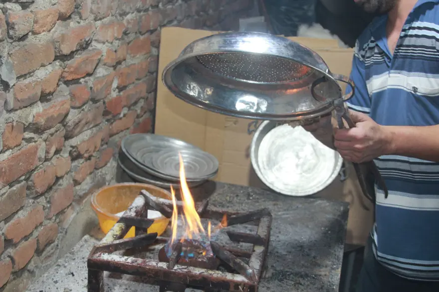Anadolu'nun kaybolmaya yüz tutan mesleği: Yeniden çırak yetişmiyor 3 Anadolu'nun kaybolmaya yüz tutan mesleği: Yeniden çırak yetişmiyor 3