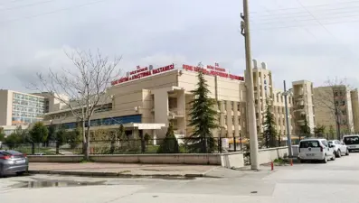 Uşak'ta doktora saldırı: Darbedilip bıçakla tehdit edildi