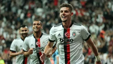 Beşiktaş'ta ayrılık: Montero Portekiz yolcusu