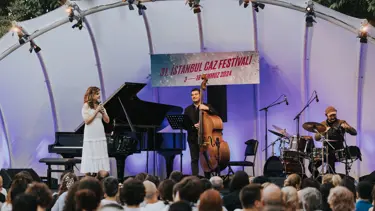 Nilüfer Verdi ve Baptiste Trotignon İstanbul Caz Festivali'nde