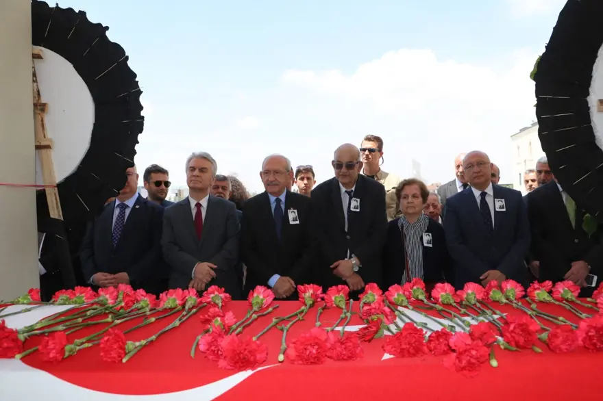 Dünyaca ünlü keman virtüözü Suna Kan'a veda 5 Dünyaca ünlü keman virtüözü Suna Kan'a veda 5