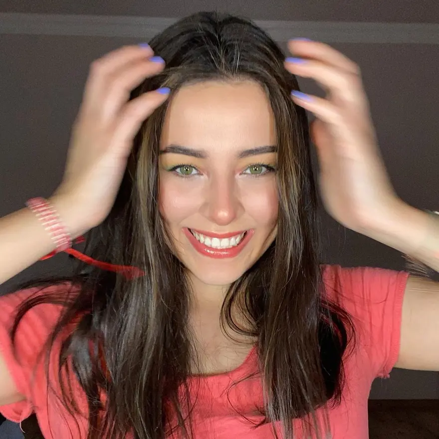 TikTok'un en çok takip edilen fenomenleri Nursema Altuntaş, Ceren Yaldız ve Yeliz Korkmaz konuştu, ntv,röportaj 32