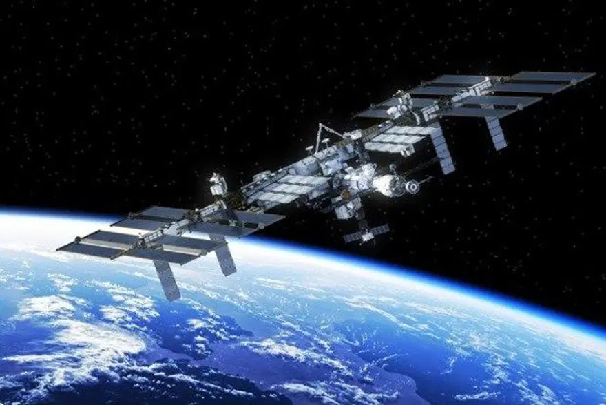 NASA Ay'da kullanılacak astronot kıyafetlerini test etmeye başladı 35