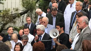 Cerrahpaşa’da eylem sürüyor, Cerrahpaşa ağlıyor!