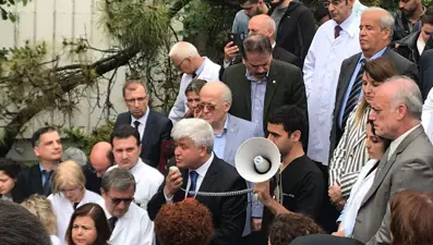 Cerrahpaşa’da eylem sürüyor, Cerrahpaşa ağlıyor!