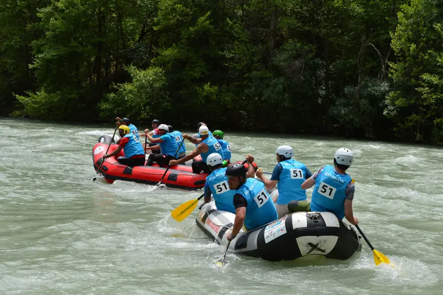 Munzur Çayı'nda rafting (Türkiye'de bir ilk) 