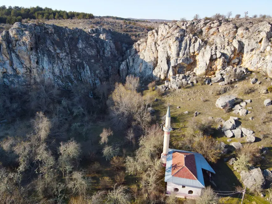 Gelinkayası Şelalesi'nde korkutan görüntü 1 Gelinkayası Şelalesi'nde korkutan görüntü 1