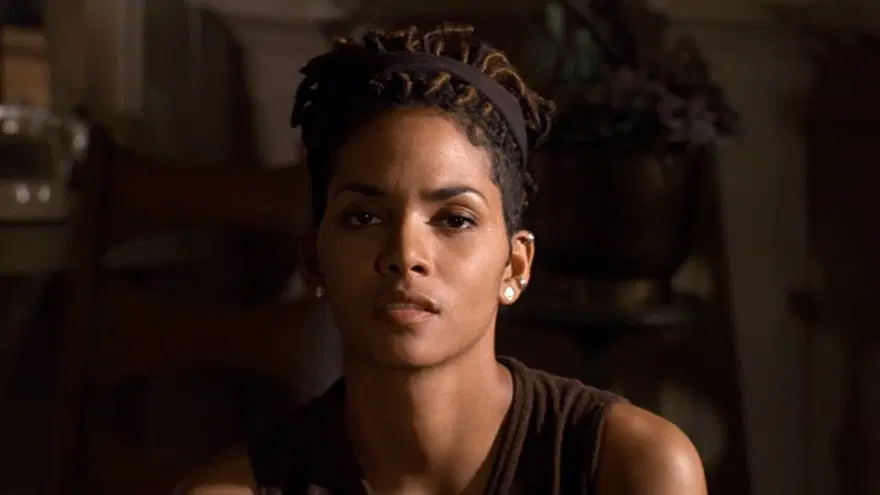 HALLE BERRY 8 HALLE BERRY 8