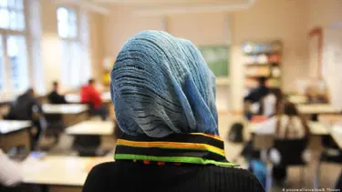 Almanya'da ilkokulda başörtüsü tartışması
