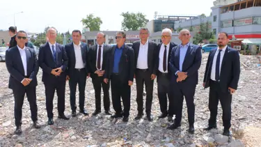 KKTC Başbakanı Üstel, yıkılan Isias Otel'in olduğu alanda inceleme yaptı: Şampiyon meleklerimiz kaybettik