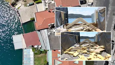 İstanbul Boğazı'ndaki tarihi pastanede yıkım