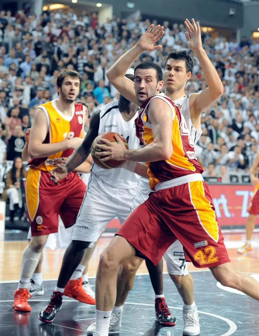 Beşiktaş Milangaz öne geçti 6