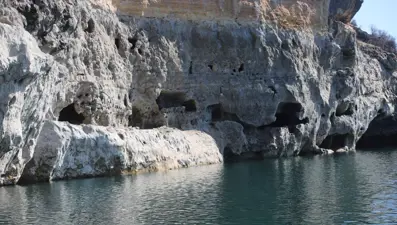 Sular çekildi, Hastek Kalesi gün yüzüne çıktı