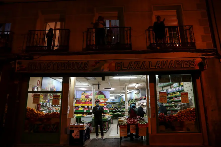 İSPANYA'DA 500 ÖLÜ 6