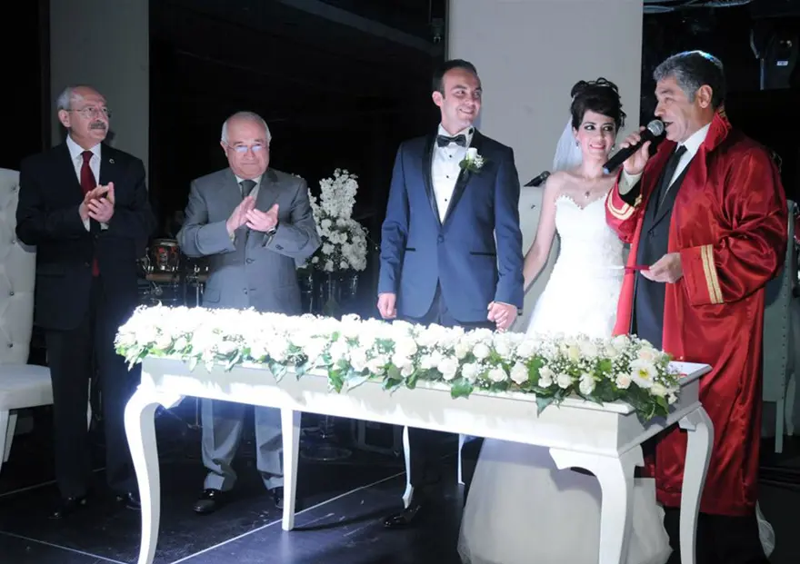 İktidar ile muhalefet aynı düğünde 4