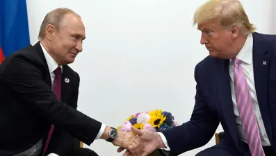 Kremlin: Putin, Trump ile Moskova'da görüşmeye hazır