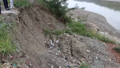 Barajdaki su seviyesi düştü: Kıyıda çatlaklar oluştu