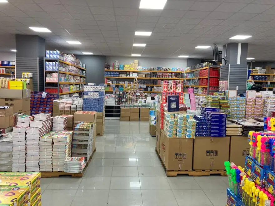 Okul alışverişi telaşı başladı | Kırtasiye malzemeleri cep yakıyor 