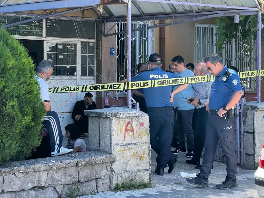 5 yaşındaki çocuk kazara vurduğu babasını öldürdü 5 5 yaşındaki çocuk kazara vurduğu babasını öldürdü 5