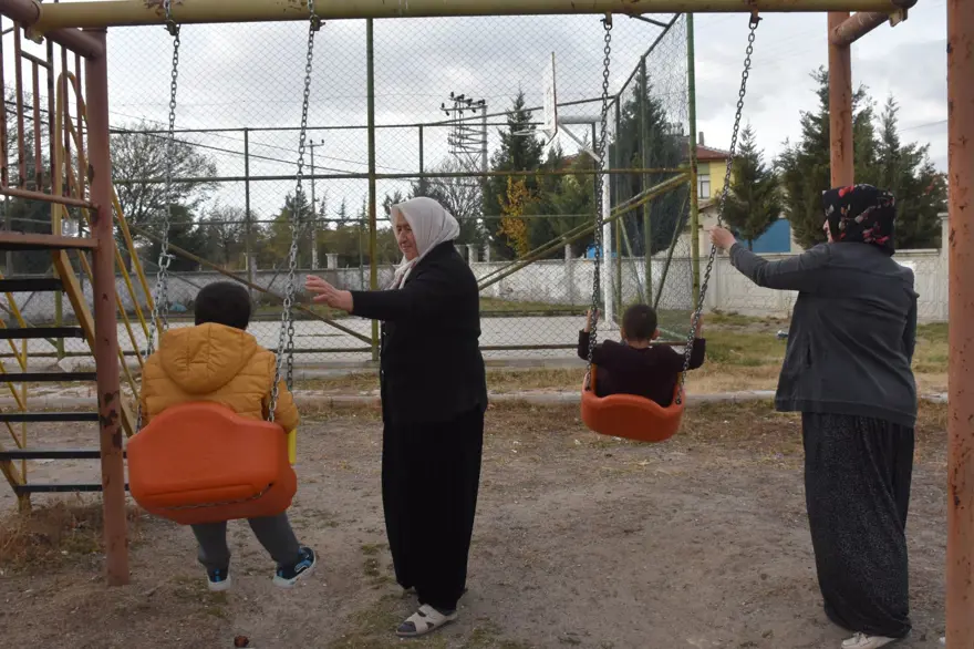 "KARDEŞ GİBİYİZ" 4