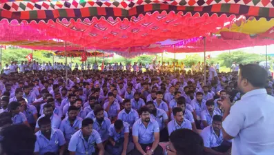 Hindistan'da düşük maaş protestosu: 104 Samsung çalışanı gözaltına alındı