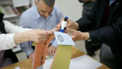 AK Parti'nin itirazı kabul edildi: DEM Parti’nin kazandığı ilçede seçim tekrar edilecek