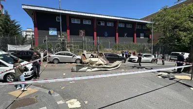 Bağcılar'da kaçak ütü paket atölyesinde patlama: 1 yaralı