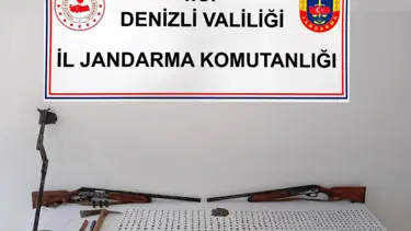 Evinde Bin 152 parça tarihi eserle yakalandı