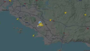 İnişe geçen uçağa lazer tuttular