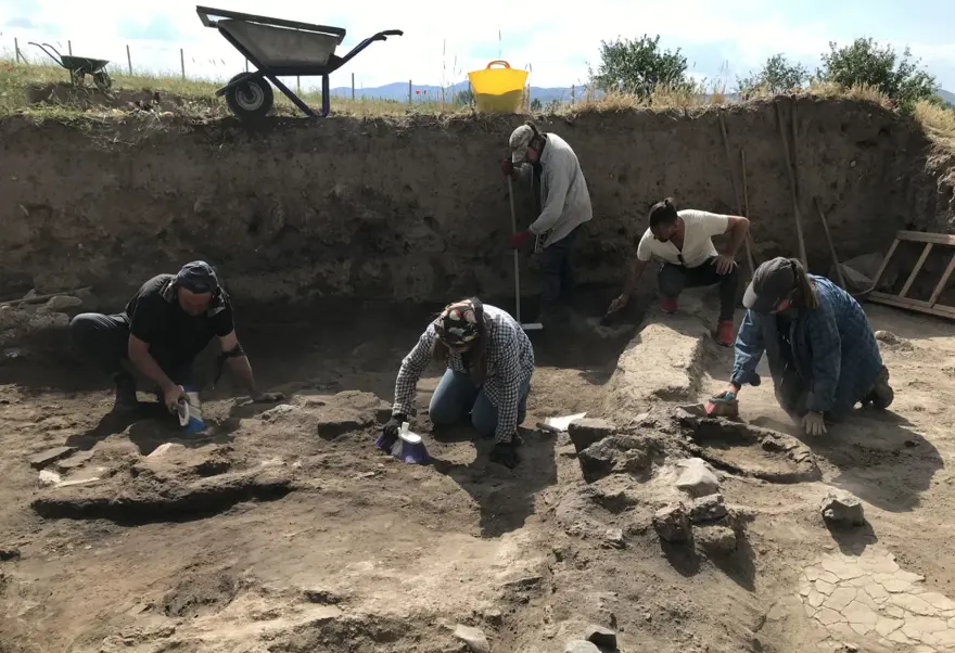 'Kütahya'nın kalbi' tarihi aydınlatıyorlar 2