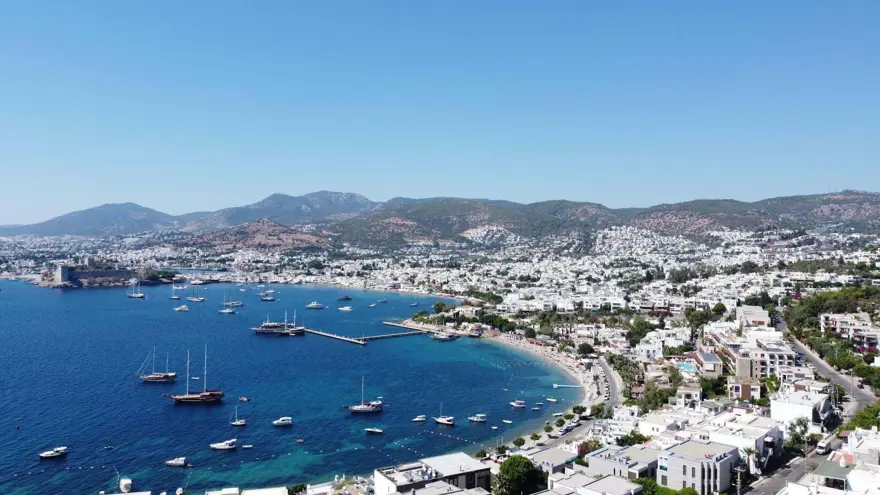 Pahalılıkla gündeme gelen Bodrum fiyat indirdi: Yüzde 50'ye yakın indirim 