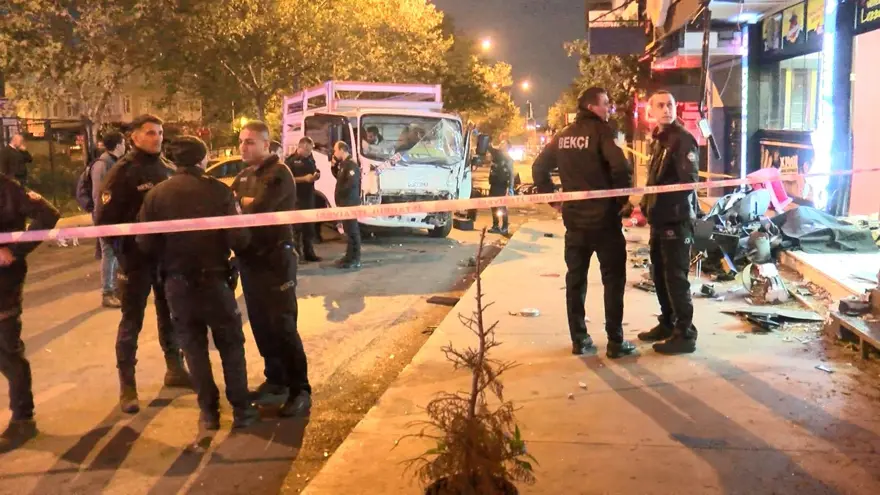 Doktor Buğra Kaan Yücebaş kaldırımda beklerken kaza kurbanı oldu 