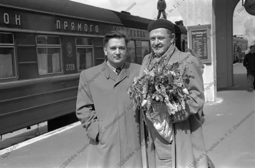 Ölümünün 59. yılında fotoğraflarla Nazım Hikmet 7 Ölümünün 59. yılında fotoğraflarla Nazım Hikmet 7