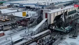 Ankara'da hızlı tren kazası (NTV ekibi olay yerinden son durumu aktardı) Ankara'da hızlı tren kazası (NTV ekibi olay yerinden son durumu aktardı)
