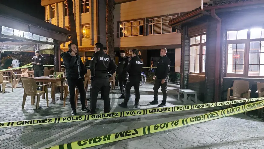 "Kızıma uyuşturucu sattın" dedi: Sokak ortasında kurşun yağmuruna tuttu 