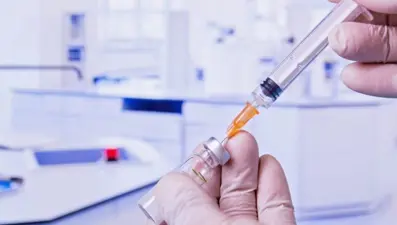 Oxford/AstraZeneca tarafından geliştirilen corona virüs aşısı en az yüzde 50 oranında koruma sağlayacak