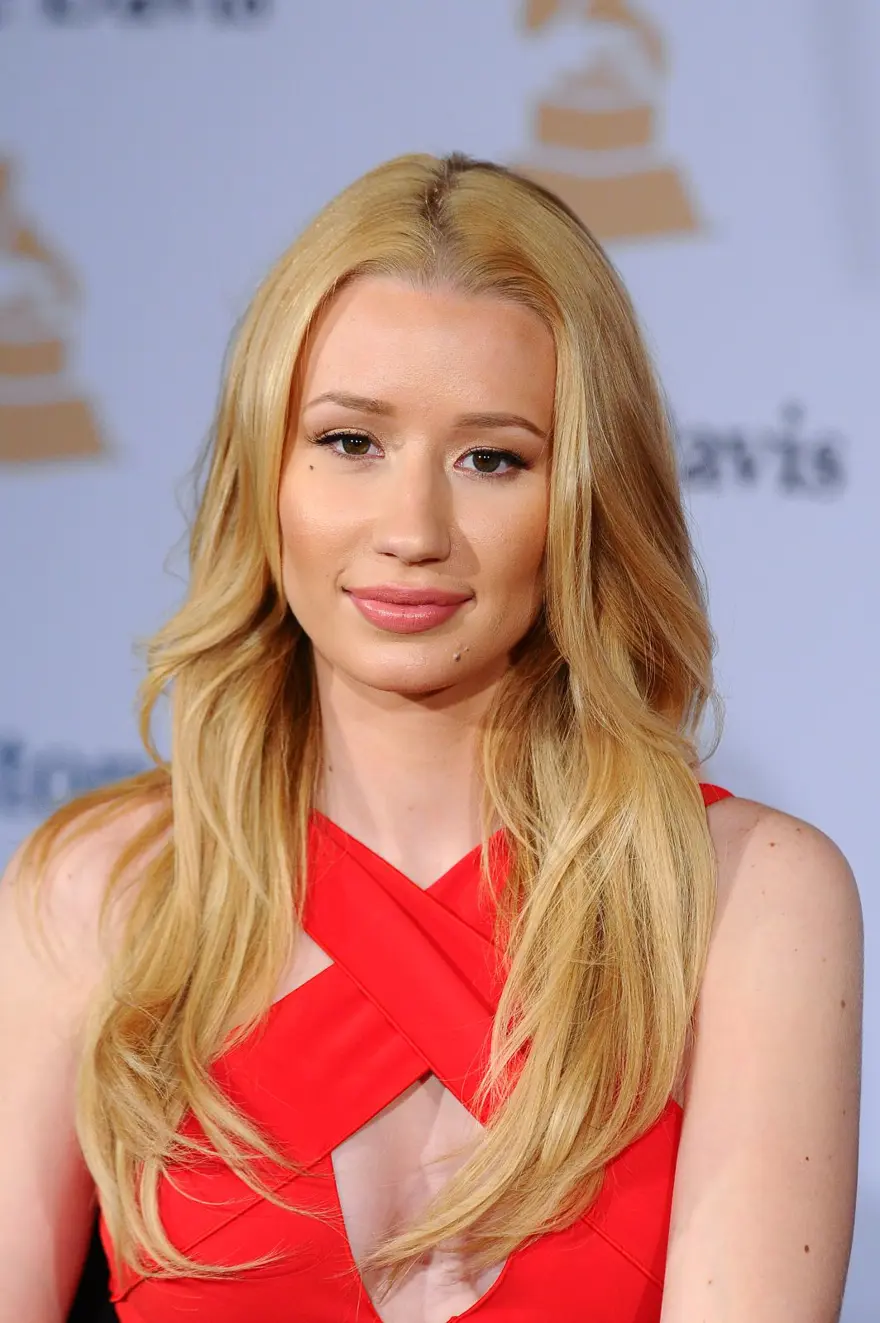 Suudi Arabistan konseri yarıda kesilen Iggy Azalea: Pantolonum yırtıldı 3