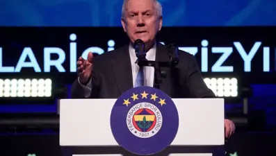 Aziz Yıldırım: "10 yıldır Fenerbahçe futbolda başarılı olamıyor"