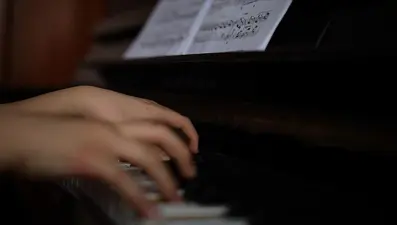 Çocuklar AKM'de piyanoyla tanışacak