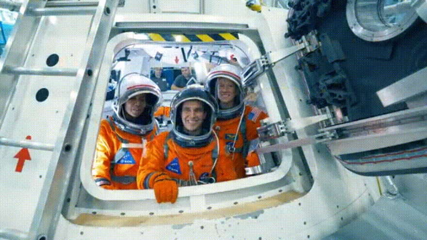 NASA, GIF arşivini herkese açtı 36