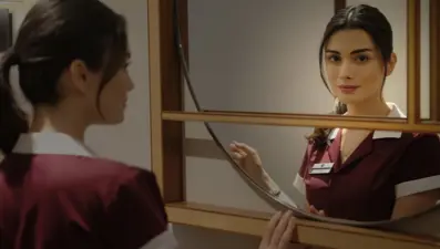 Özge Yağız: Sol Yanım'ın Serra'sı dünyasını kalbine sığdırmış bir genç kız