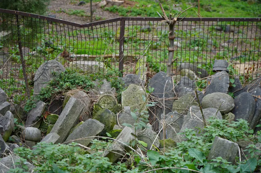 Samsun'da 800 yıllık mezarlık: Belediye harekete geçti 